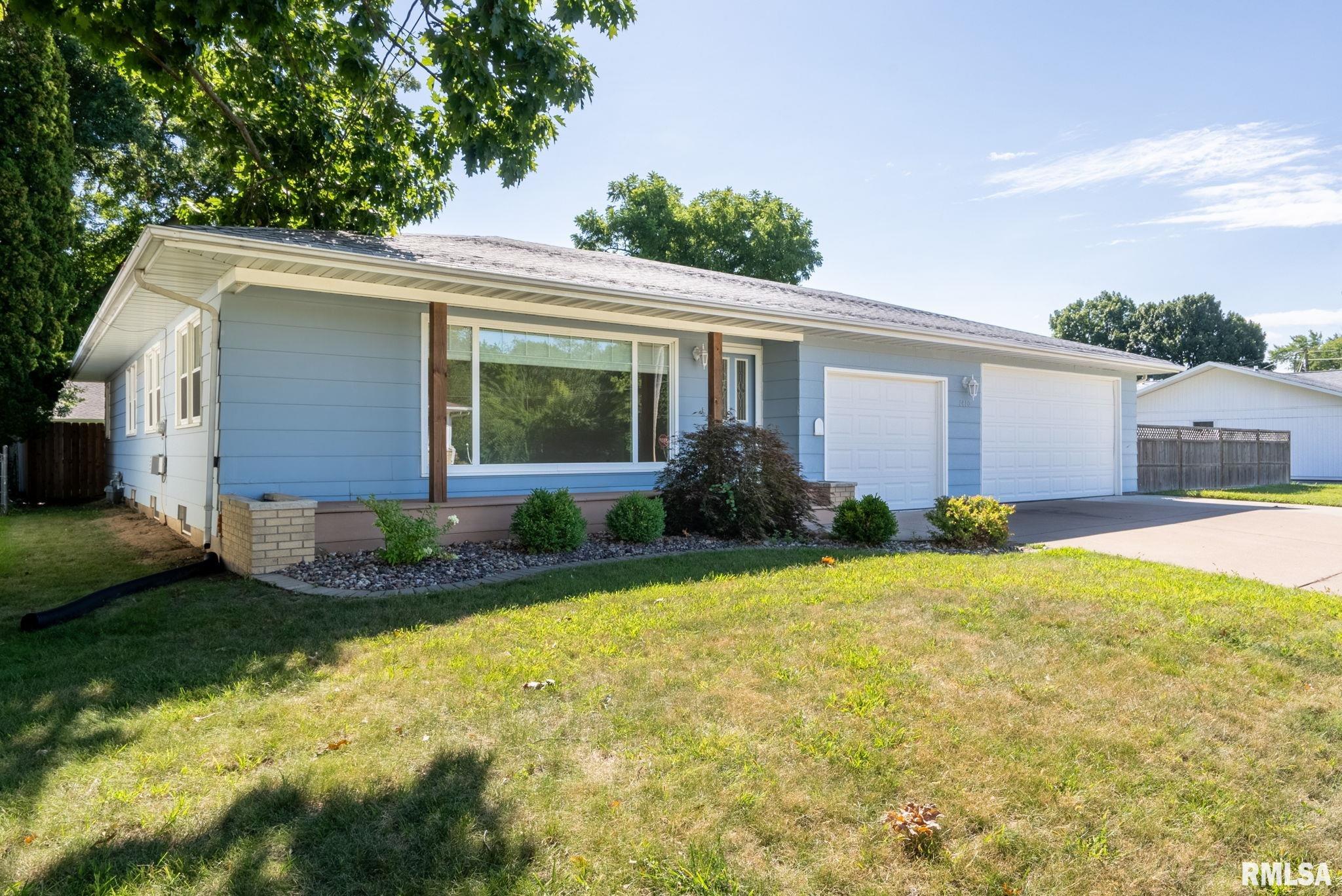 1410 49th Street Moline, IL 61265 - Photo 2 of 45