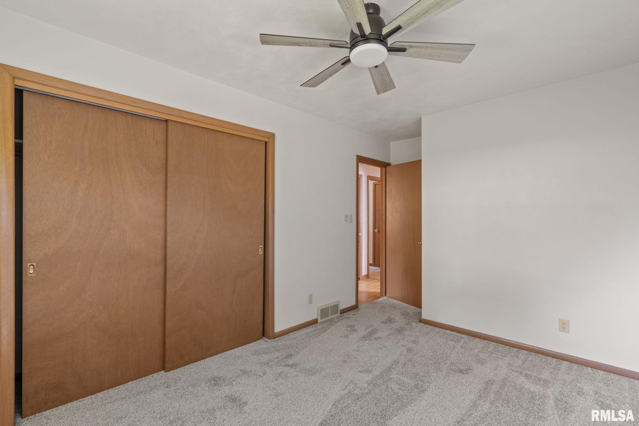 1410 49th Street Moline, IL 61265 - Photo 22 of 45