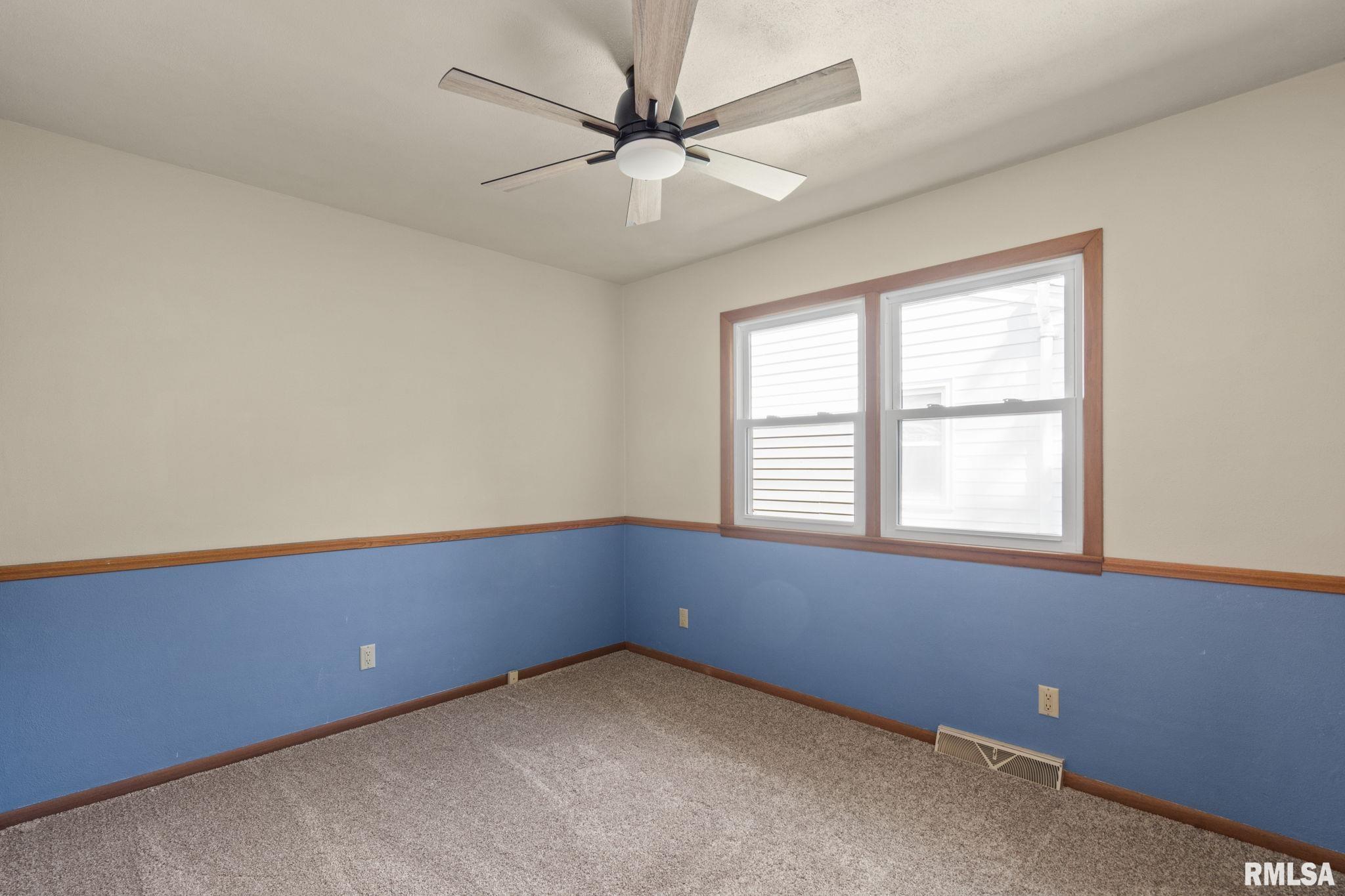 1410 49th Street Moline, IL 61265 - Photo 24 of 45