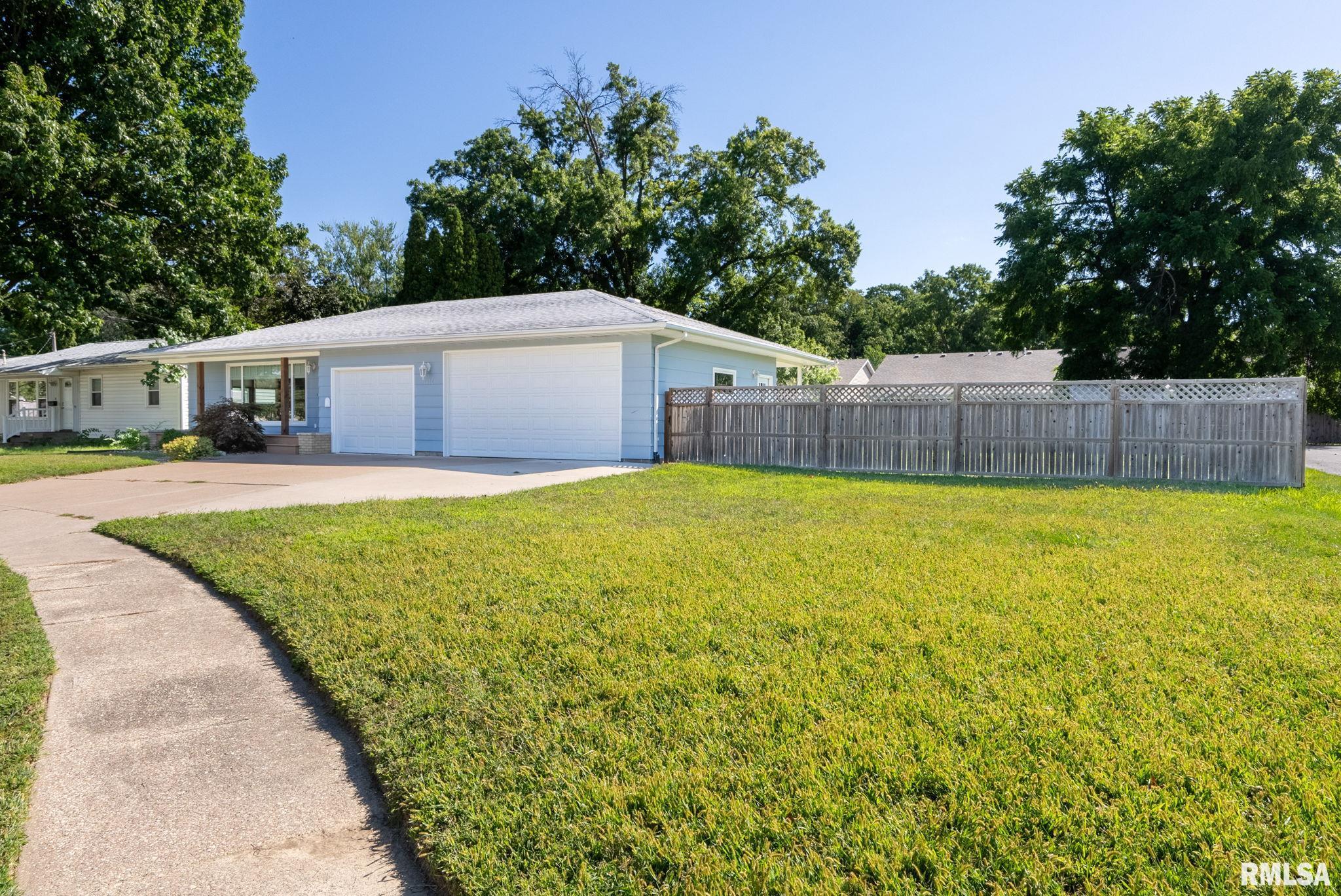 1410 49th Street Moline, IL 61265 - Photo 3 of 45