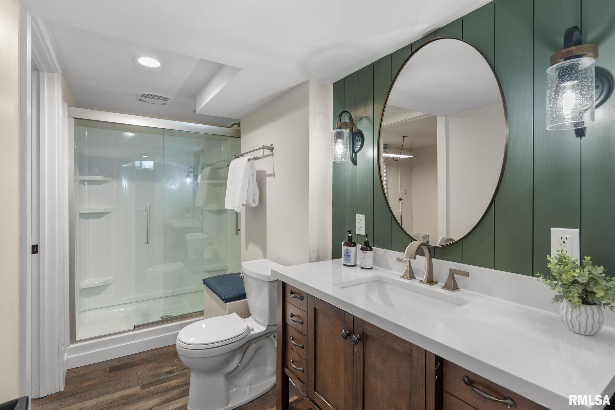 1410 49th Street Moline, IL 61265 - Photo 34 of 45