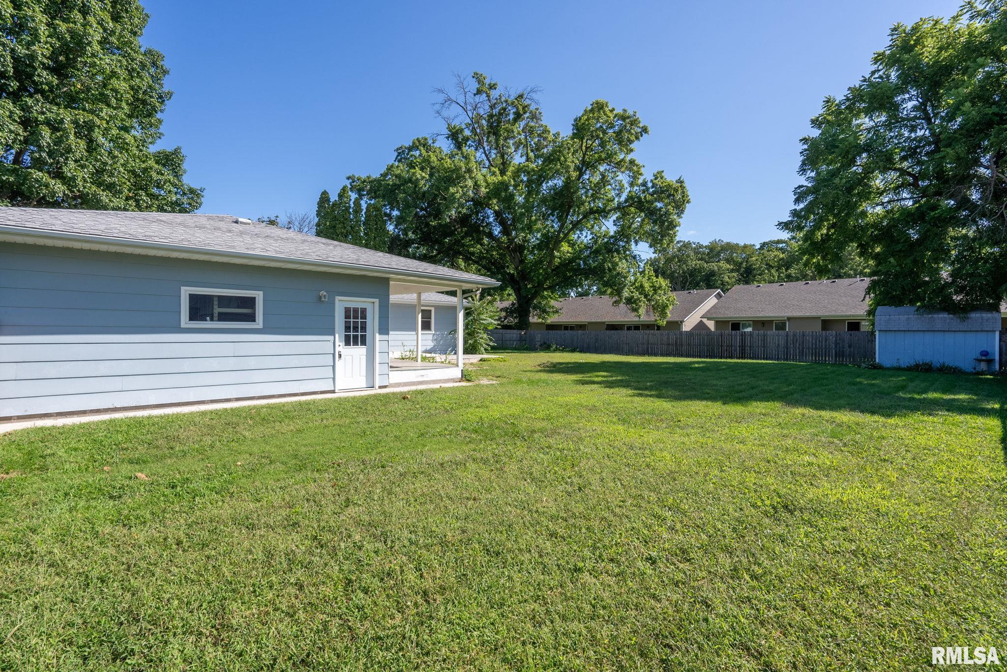 1410 49th Street Moline, IL 61265 - Photo 4 of 45