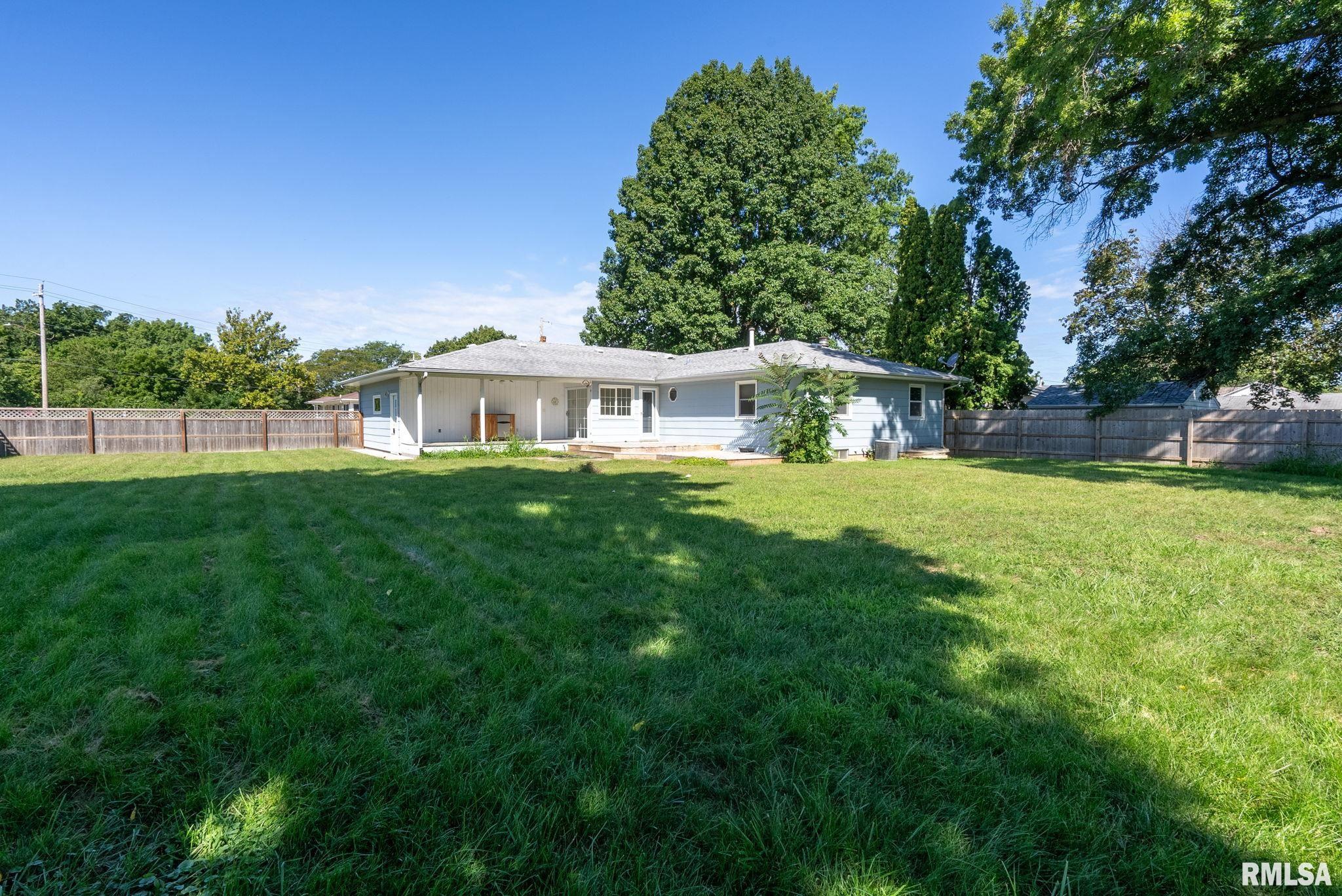 1410 49th Street Moline, IL 61265 - Photo 6 of 45