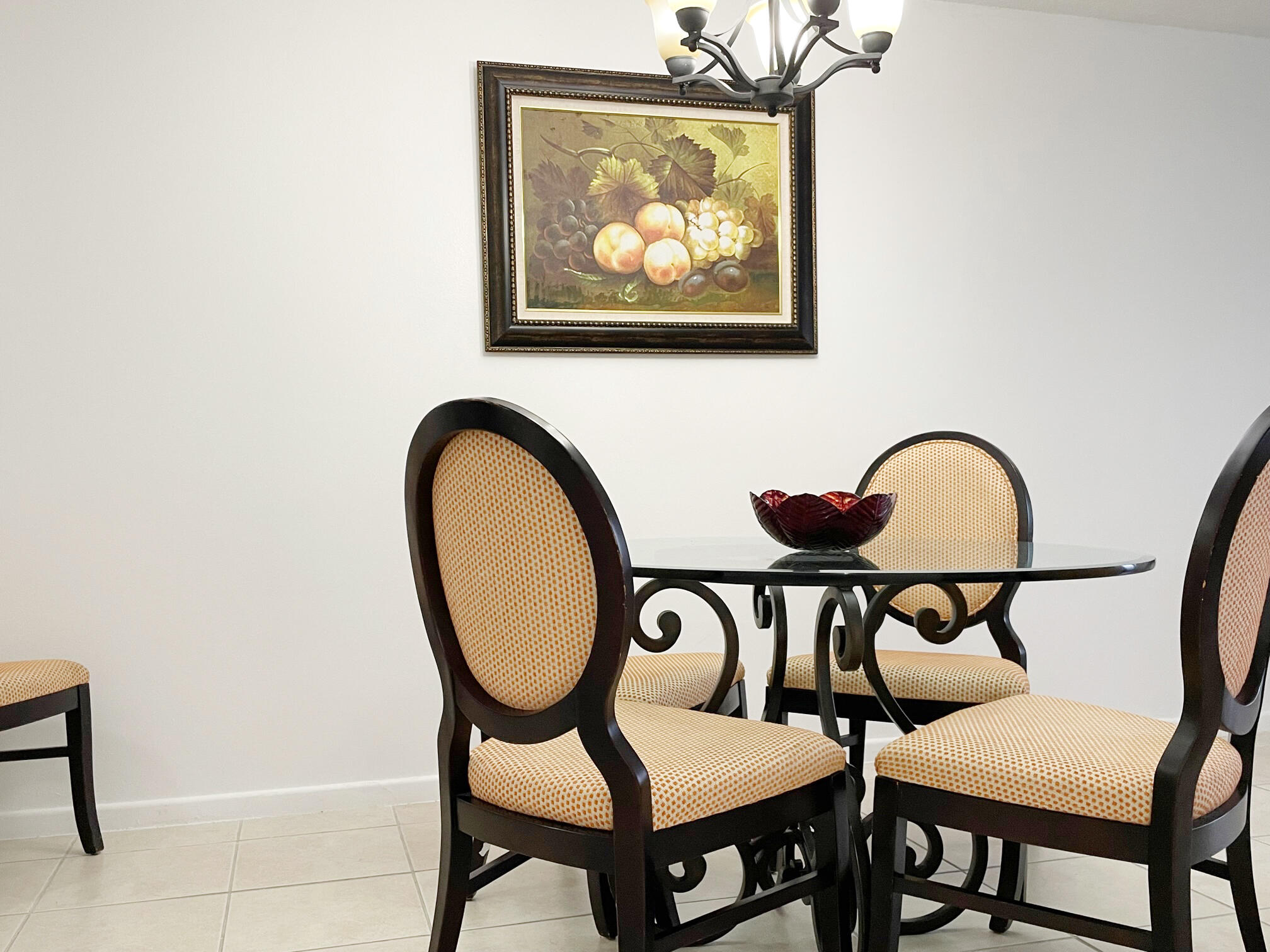171 Suffolk F, Unit 171 Boca Raton, FL 33434 - Photo 10 of 21 a front view of a house with garden