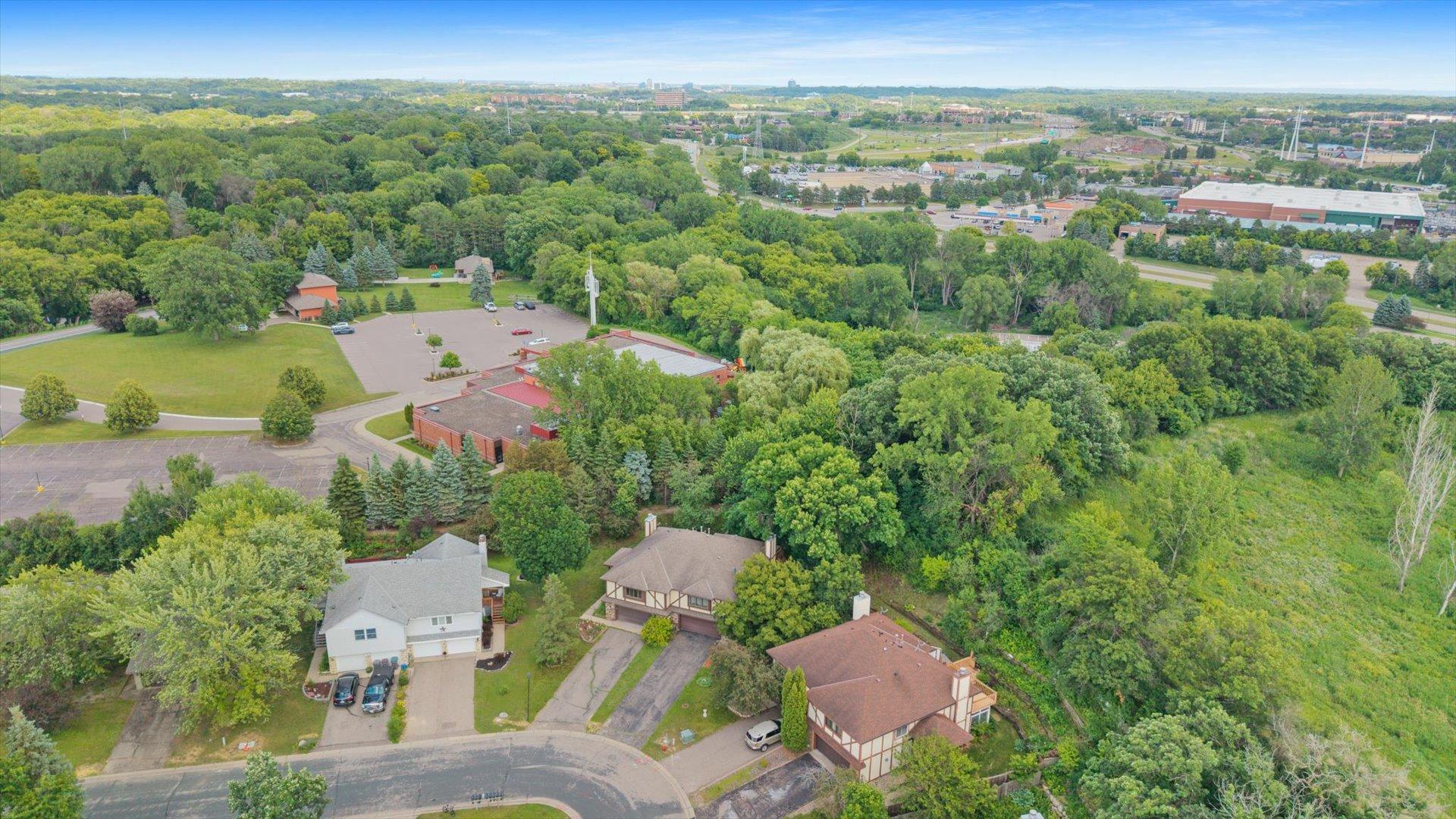 7405 Scot Terrace Eden Prairie, MN 55346 - Photo 22 of 29