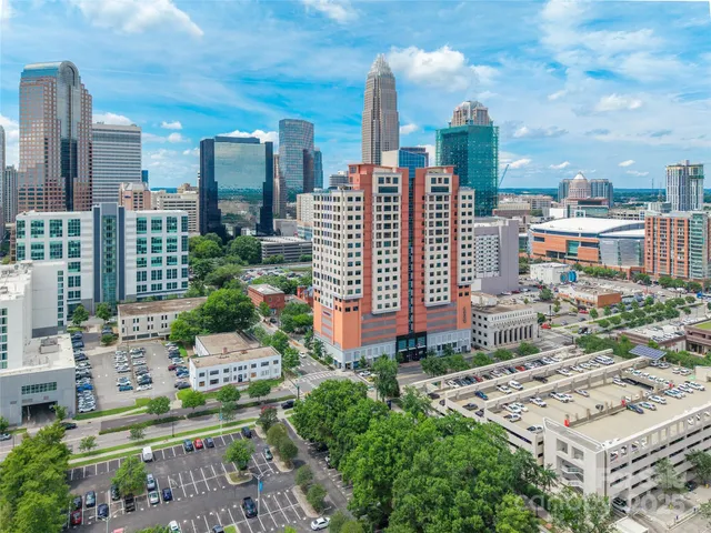 $3,150,000 | 222 South Caldwell Street, Unit 2203, Charlotte, NC 28202