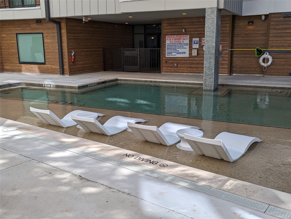 2500 Longview Street, Unit 218 Austin, TX 78705 - Photo 16 of 19 View of community pool