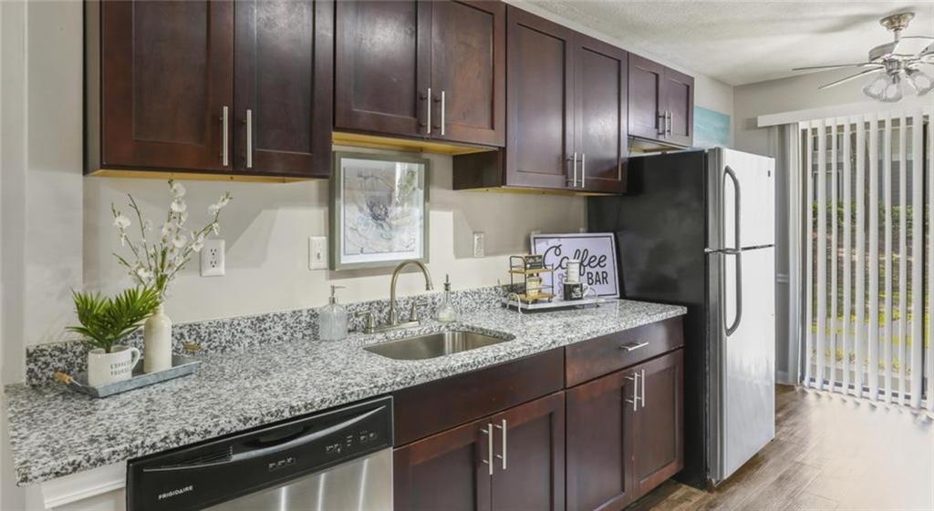 3000 Spring Hill Parkway Southeast, Unit 64B Smyrna, GA 30080 - Photo 4 of 33