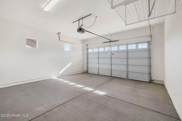 a view of a garage
