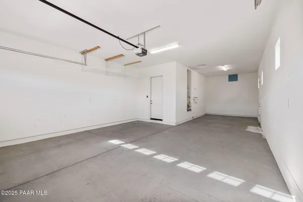 a view of a partially built entryway