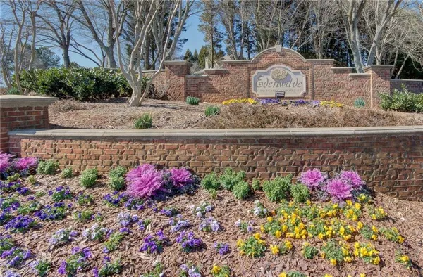 $825,000 | 555 Rose Border Drive, Roswell, GA 30075