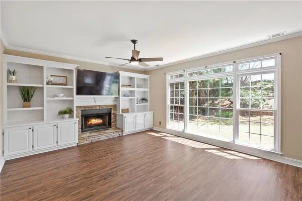 $825,000 | 555 Rose Border Drive, Roswell, GA 30075