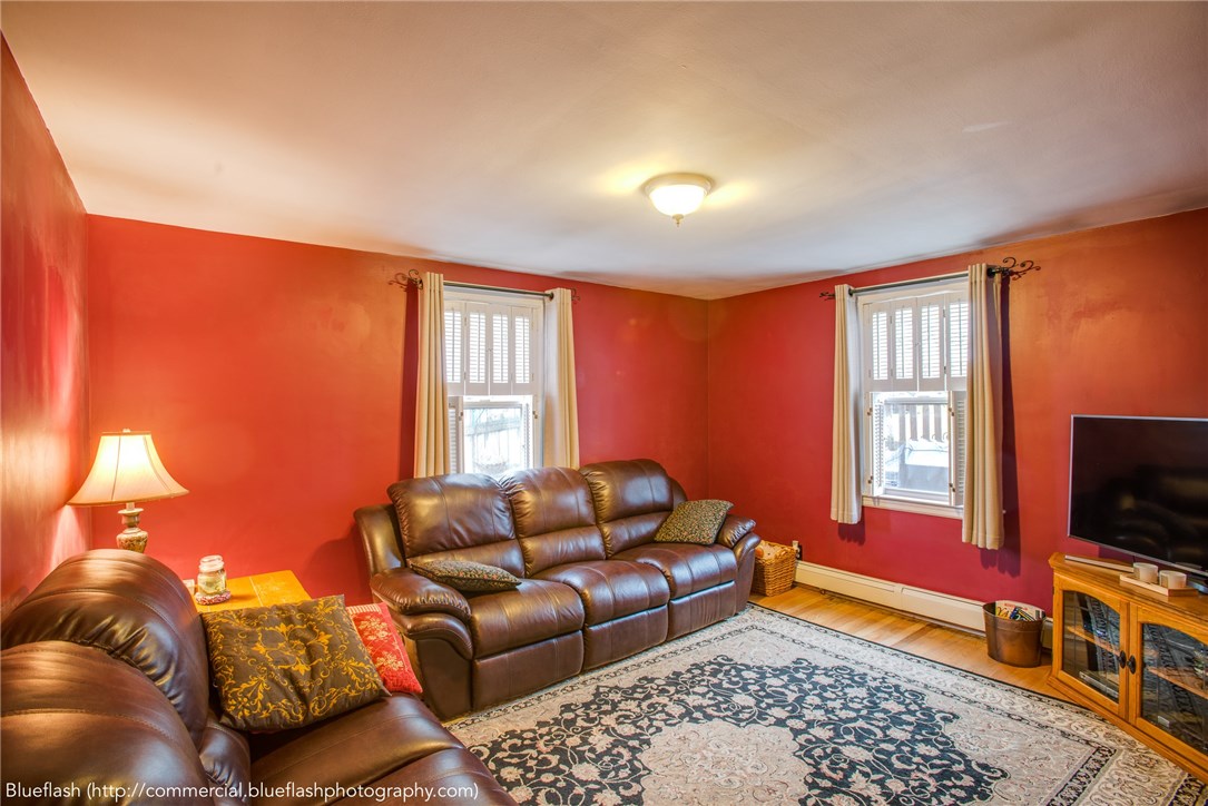 85 Fillmore Street Pawtucket, RI 02860 - Photo 14 of 27 Gallery Image 14