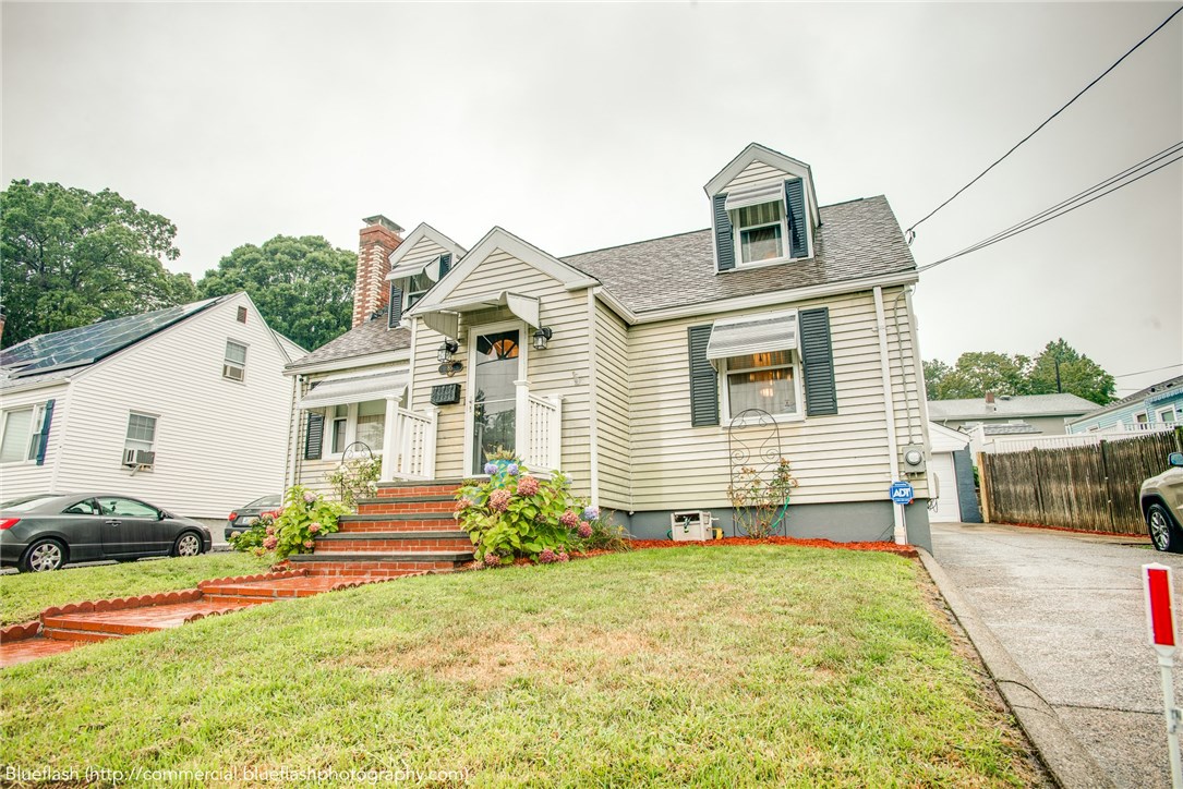 85 Fillmore Street Pawtucket, RI 02860 - Photo 2 of 27 Gallery Image 2