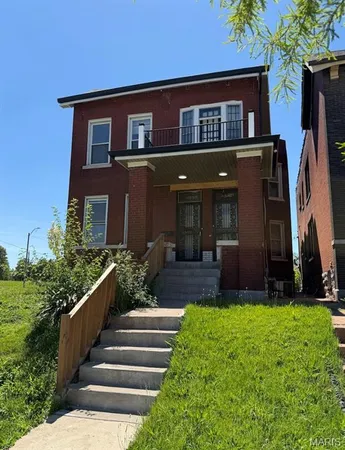 $89,900 | 4582 Clarence Avenue, St. Louis, MO 63115
