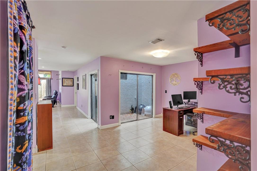 1178 North University Drive, Unit 87 Plantation, FL 33322 - Photo 18 of 35 Photo 19