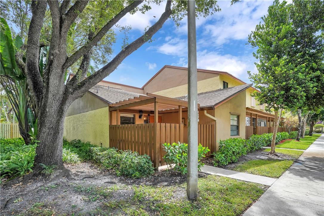1178 North University Drive, Unit 87 Plantation, FL 33322 - Photo 2 of 35 Photo 3