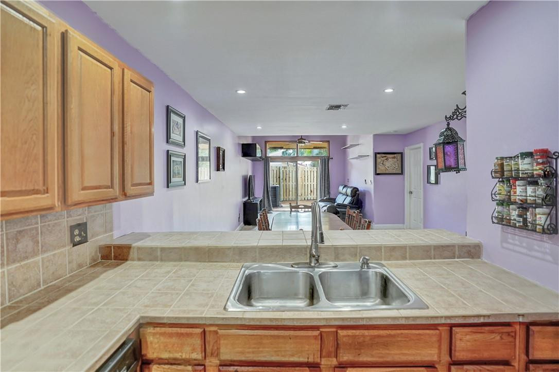 1178 North University Drive, Unit 87 Plantation, FL 33322 - Photo 8 of 35 Photo 9