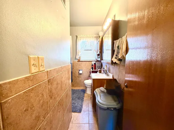 $192,000 | 1015 Fredrick Avenue, Worthington, MN 56187