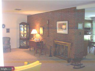 1404 Holt Road Huntingdon Valley, PA 19006 - Photo 4 of 5 Gallery Image 4