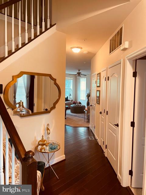 6705 Chapel Dale Road Bowie, MD 20720 - Photo 8 of 28 Enrty hardwood foyer