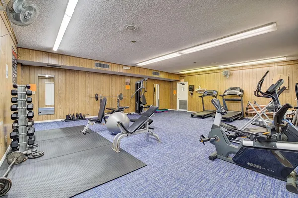 $2,000 | 7940 Northwest 50th Street, Unit 203, Lauderhill, FL 33351