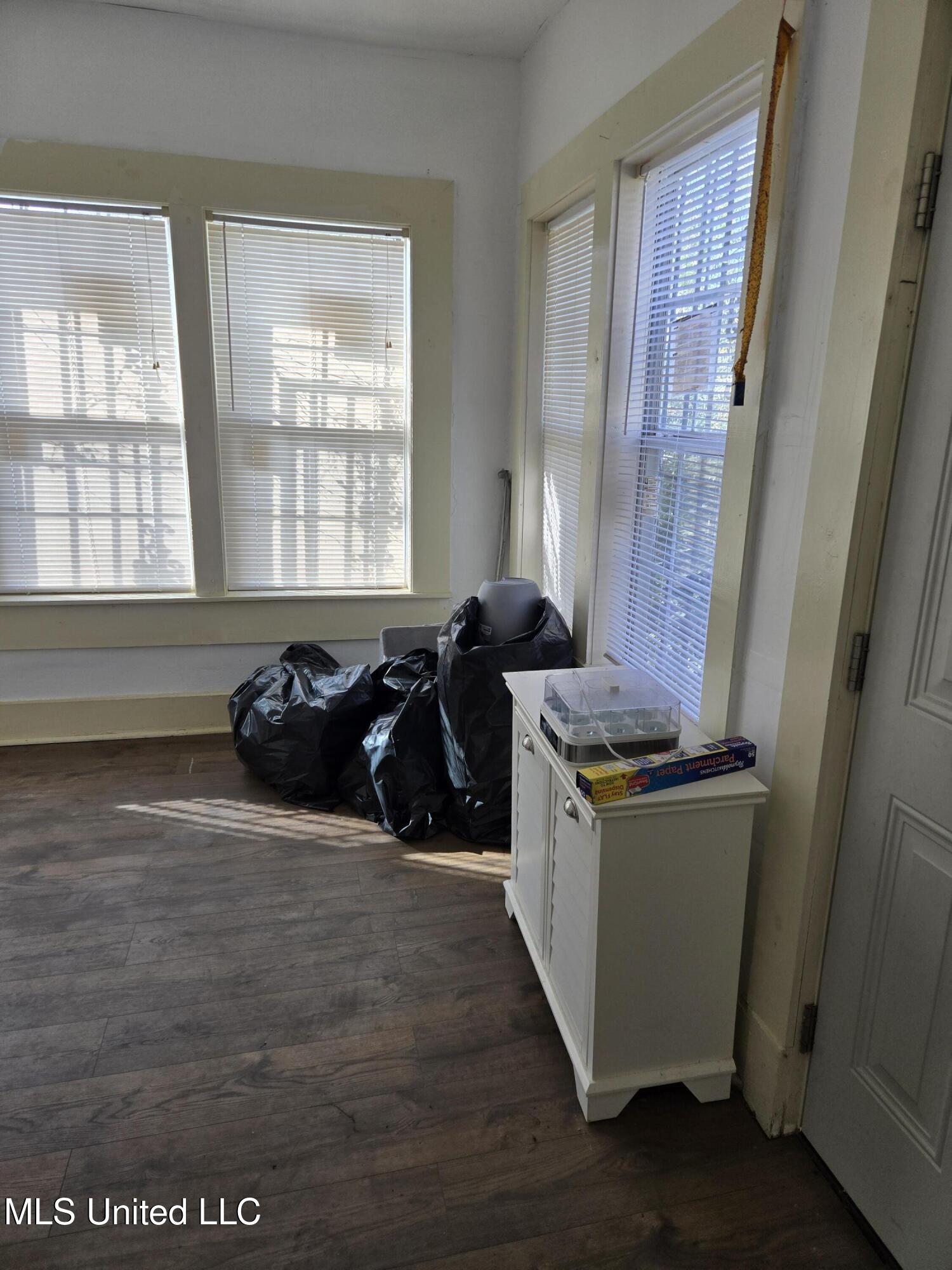 322 South Westview Street Jackson, MS 39202 - Photo 12 of 21 Bedroom