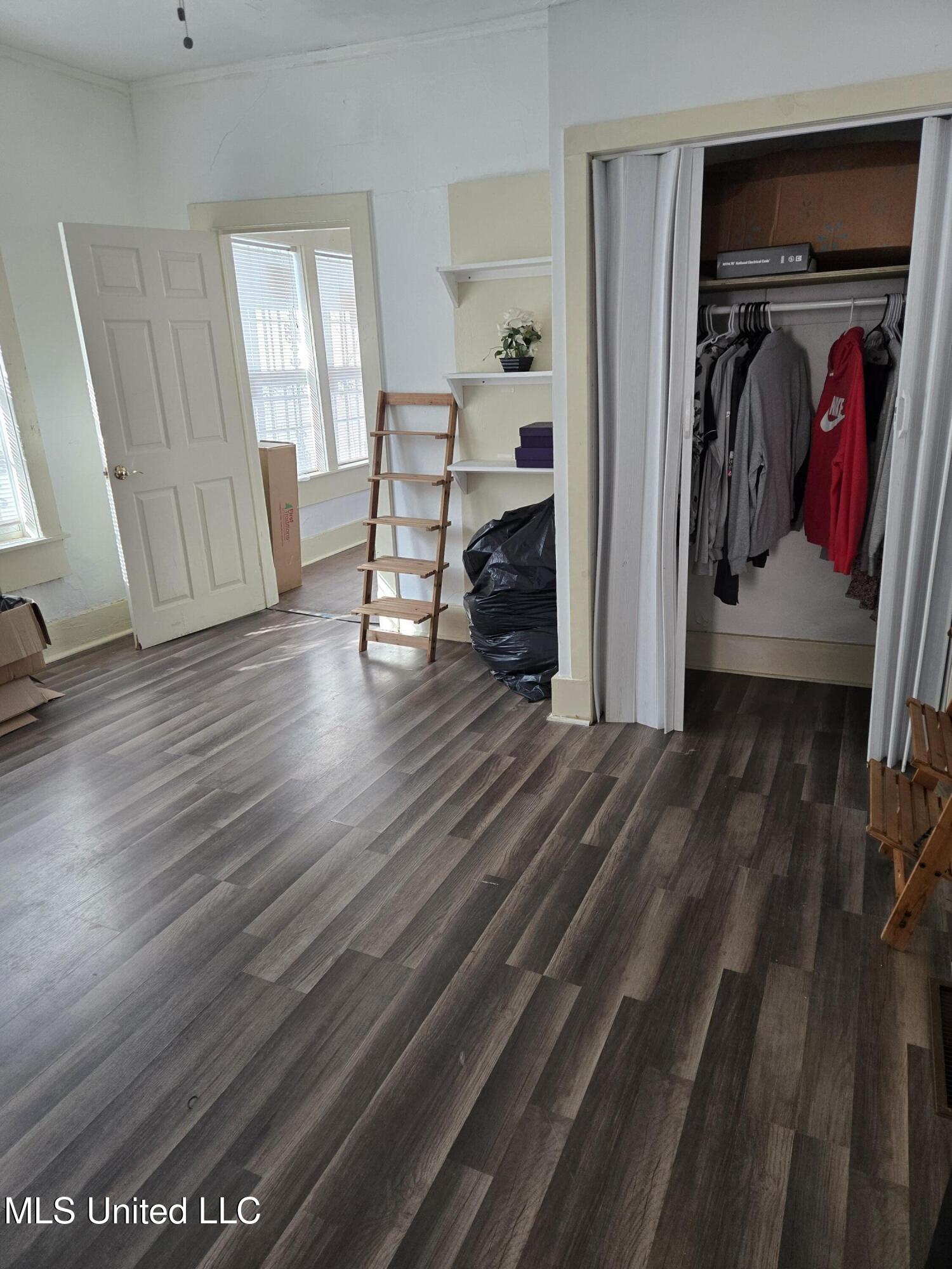 322 South Westview Street Jackson, MS 39202 - Photo 15 of 21 Bedroom