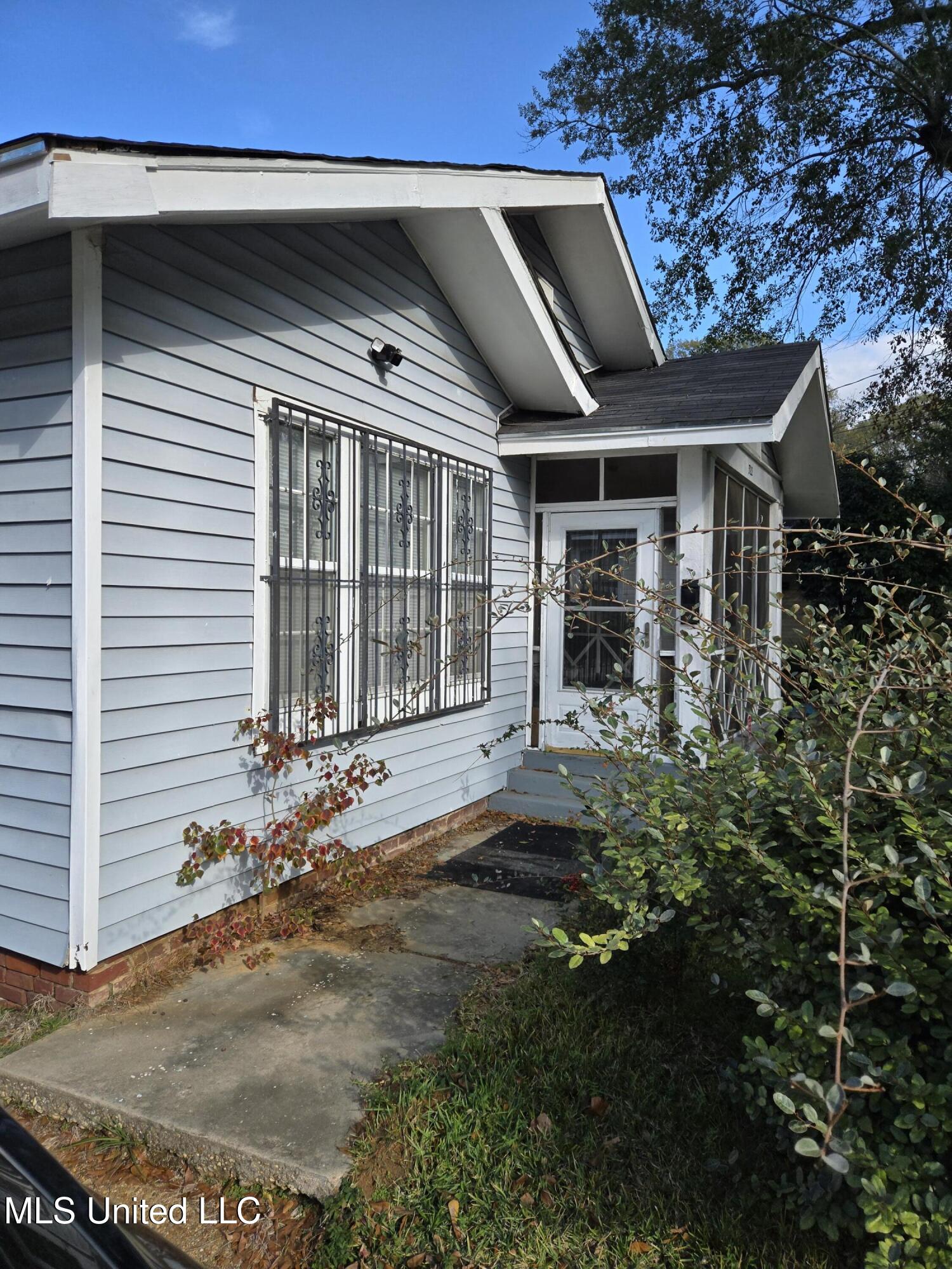 322 South Westview Street Jackson, MS 39202 - Photo 5 of 21 Exterior