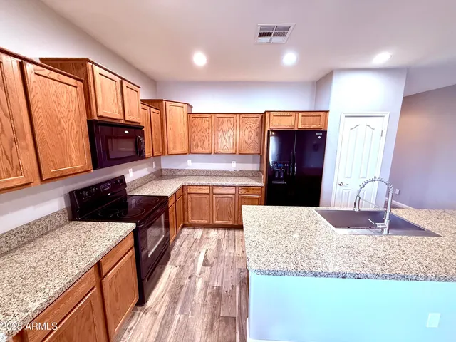 $1,700 | 2865 North Mystic Court, Casa Grande, AZ 85122