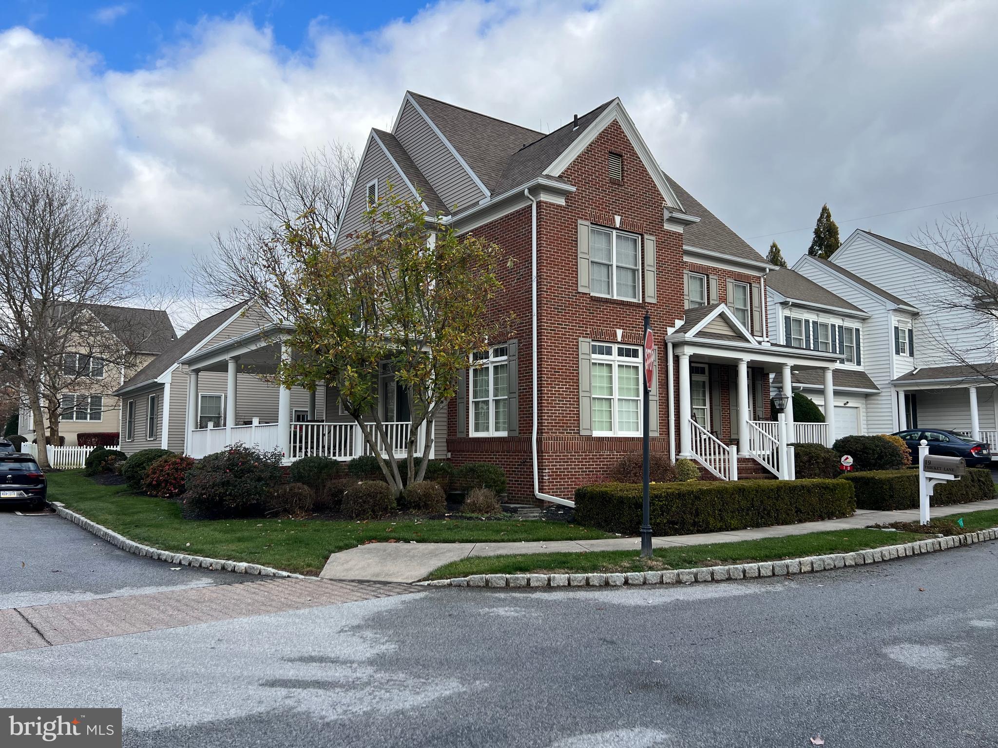 19 Thicket Lane Lancaster, PA 17602 - Photo 3 of 32