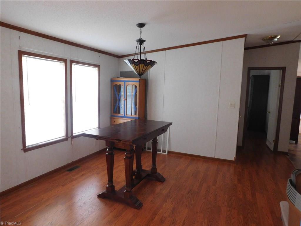 953 Foxfire Road Asheboro, NC 27205 - Photo 5 of 23 Gallery Image 5