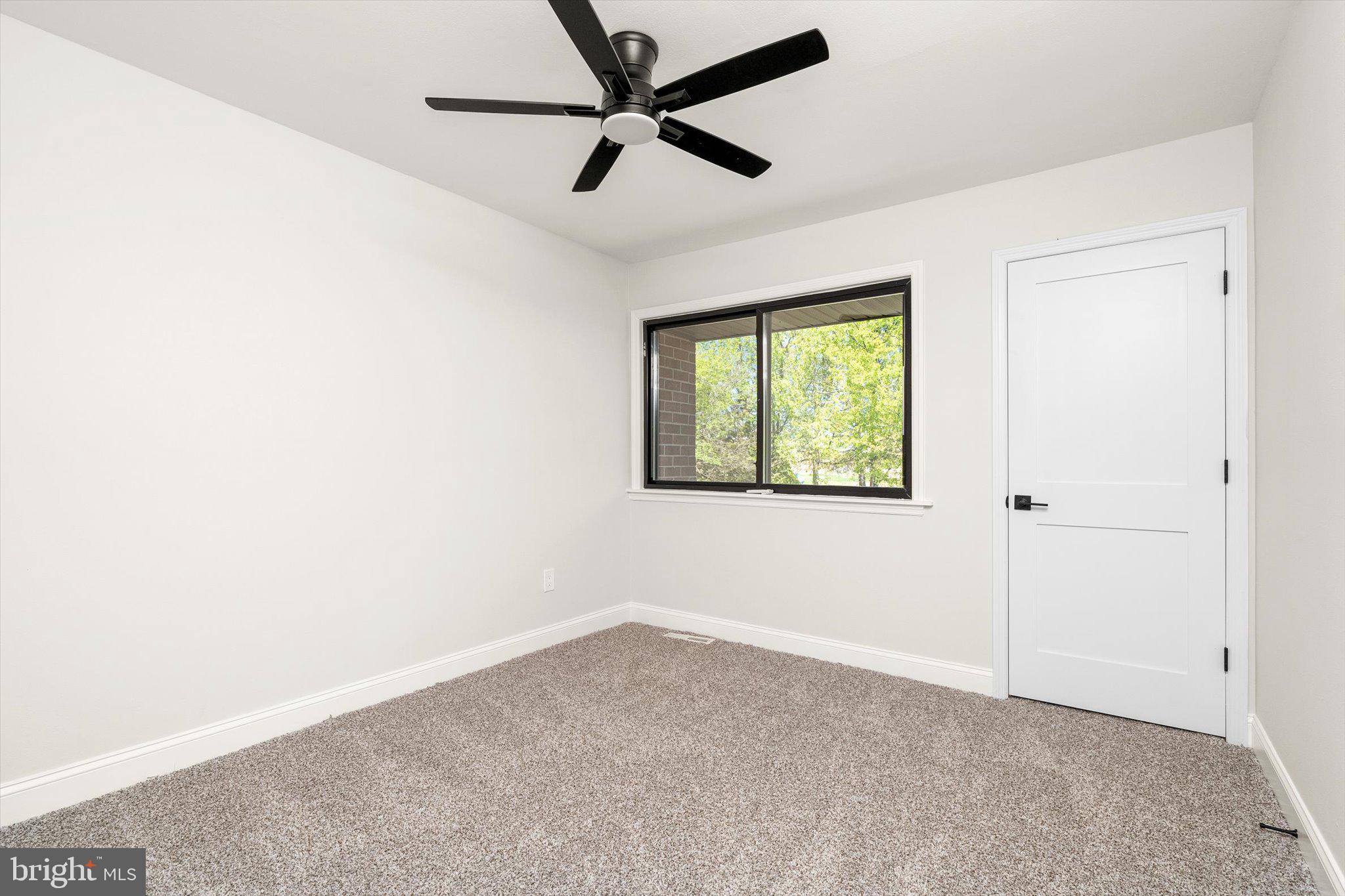 566 Fairfield Road East Windsor, NJ 08520 - Photo 21 of 26 Gallery Image 21