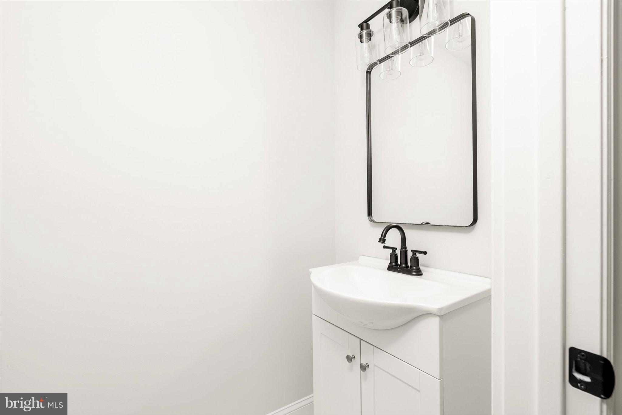 566 Fairfield Road East Windsor, NJ 08520 - Photo 8 of 26 Gallery Image 8