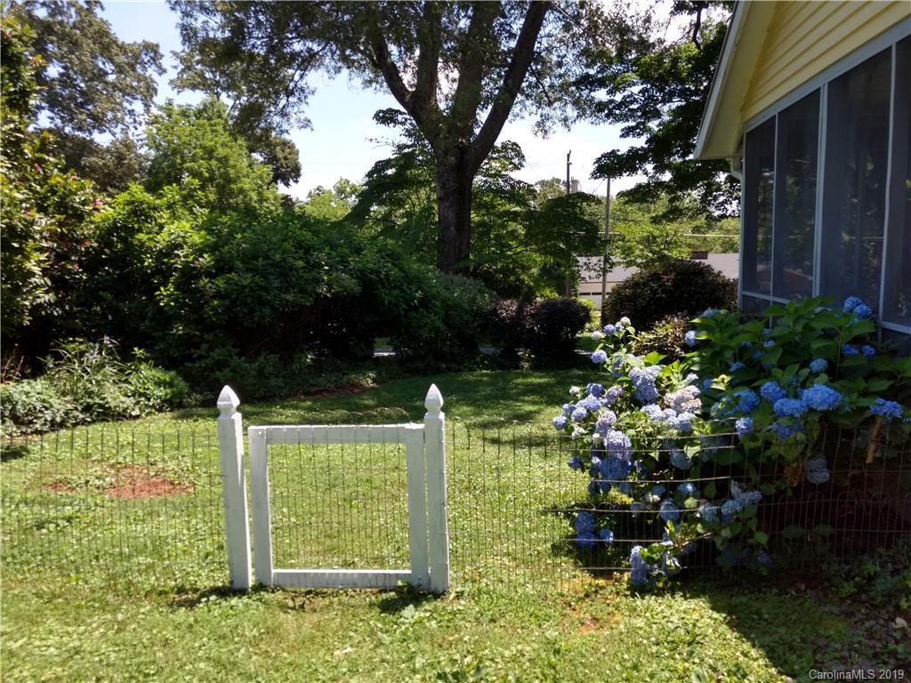 184 South Ridgecrest Street Rutherfordton, NC 28139 - Photo 29 of 30