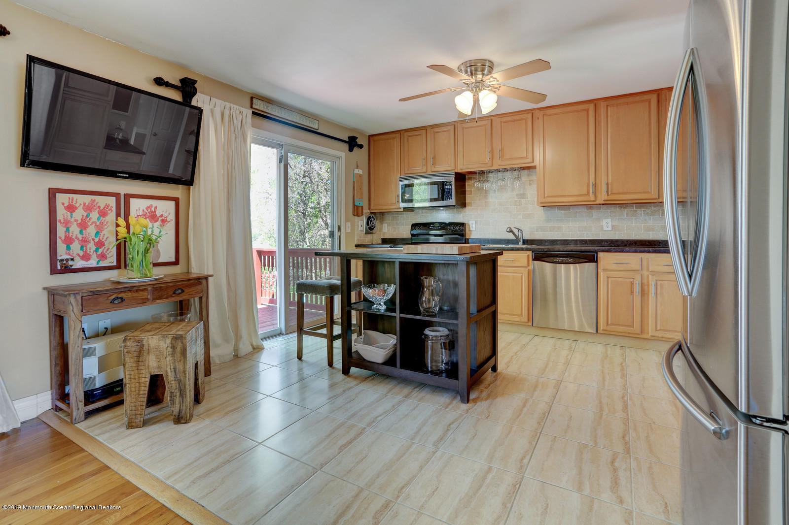 6 Kenmore Road Freehold, NJ 07728 - Photo 10 of 34 10_09Kitchen_mls