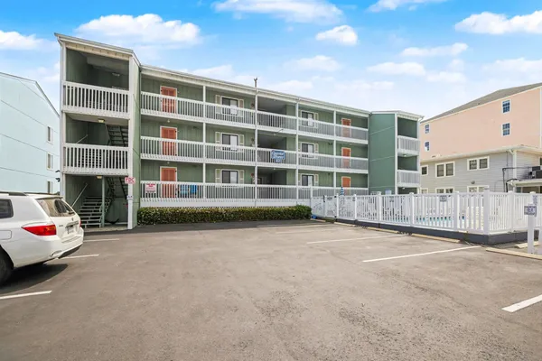 $474,900 | 807 South Ocean Boulevard, Unit D3, North Myrtle Beach, SC 29582