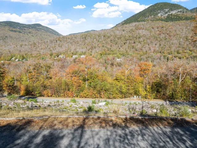 $425,000 | 4 Hay Hill Road, Lincoln, NH 03251