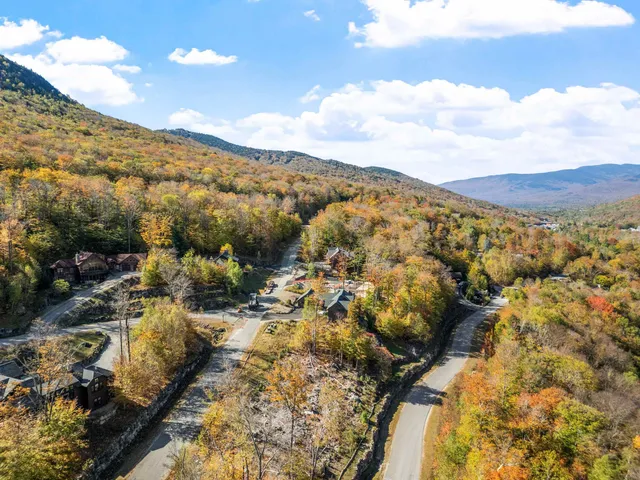 $425,000 | 4 Hay Hill Road, Lincoln, NH 03251