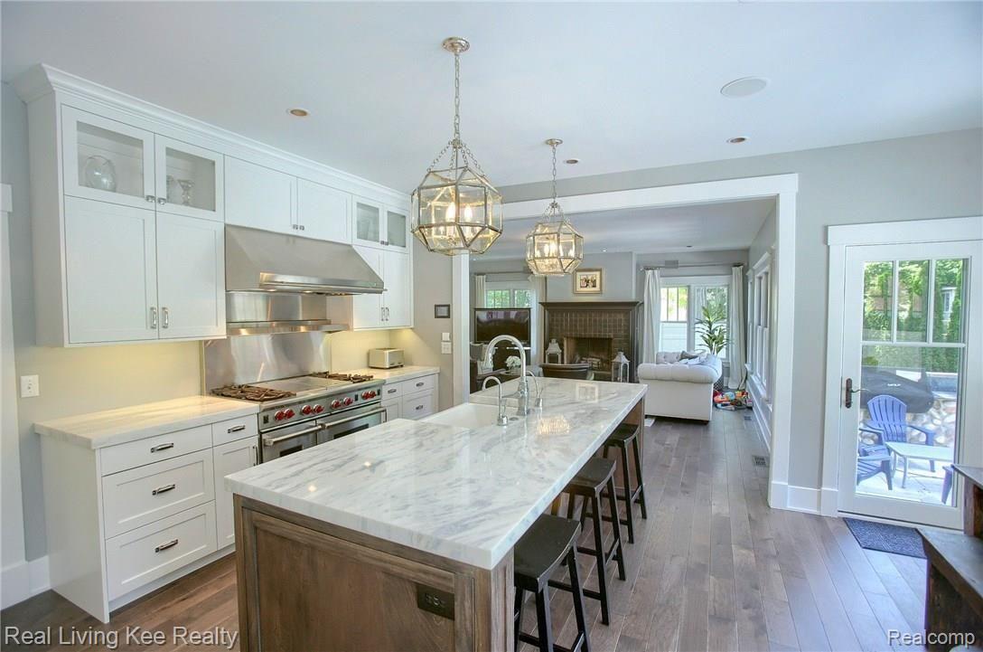930 Fairview Avenue Rochester, MI 48307 - Photo 12 of 43 Kitchen_3rd_View.jpg