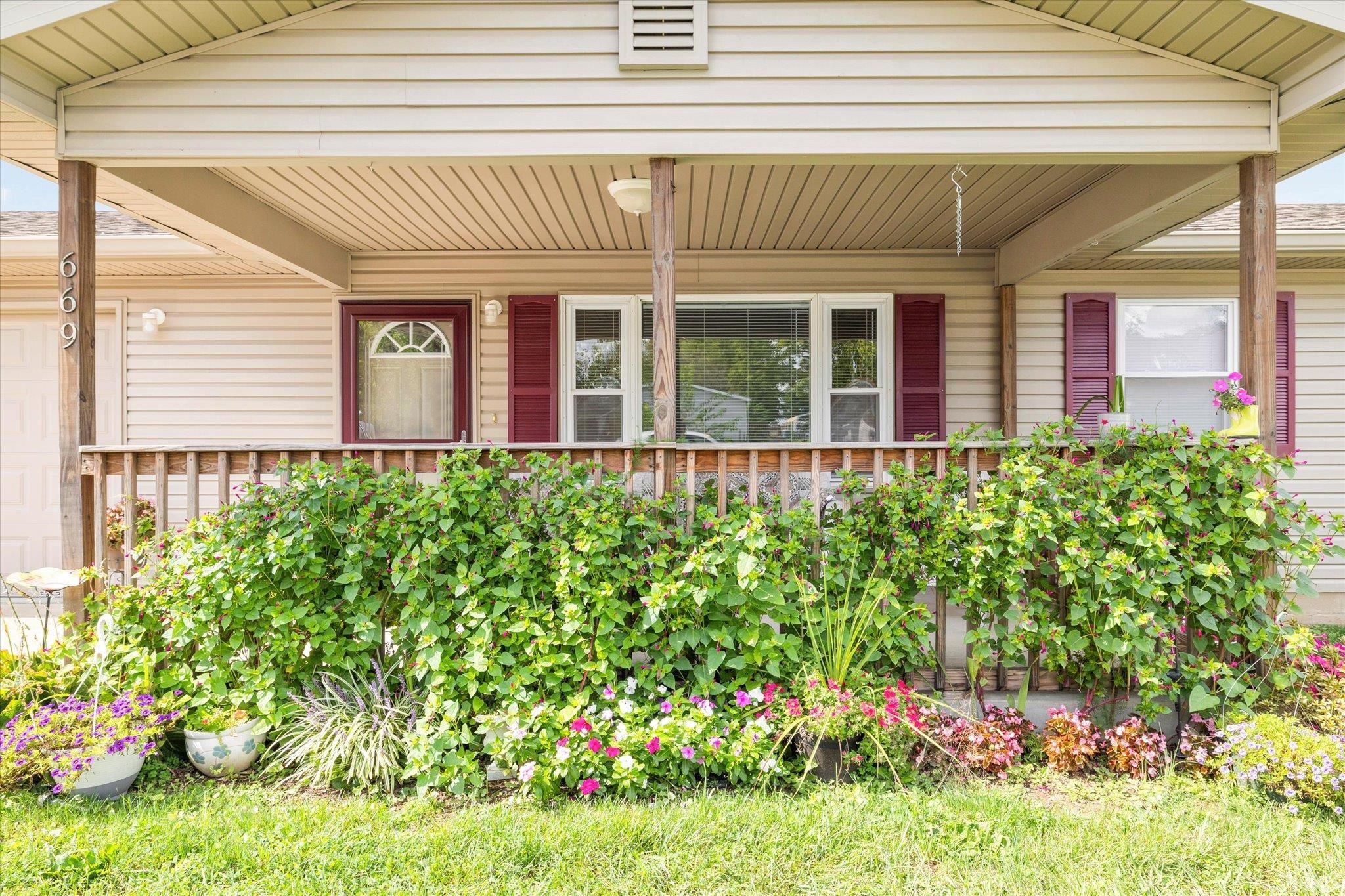 669 South Meridian Road Mitchell, IN 47446 - Photo 4 of 35 Gallery Image 4