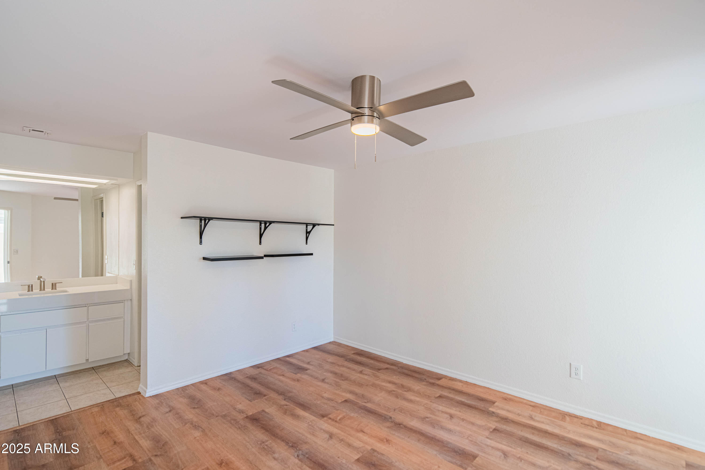 4850 East Desert Cove Avenue, Unit 330 Scottsdale, AZ 85254 - Photo 11 of 20 craigrootimaging_330-14