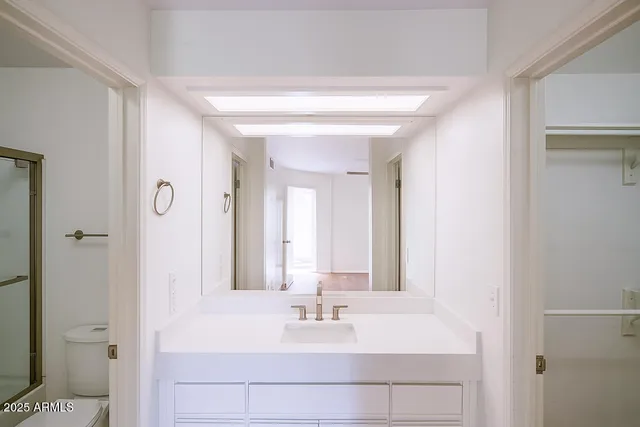 $1,999 | 4850 East Desert Cove Avenue, Unit 330, Scottsdale, AZ 85254