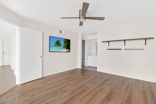 $1,999 | 4850 East Desert Cove Avenue, Unit 330, Scottsdale, AZ 85254