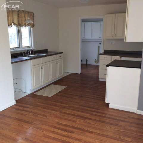 10051 Carmer Road Fenton, MI 48430 - Photo 12 of 37 20434554-11.JPG