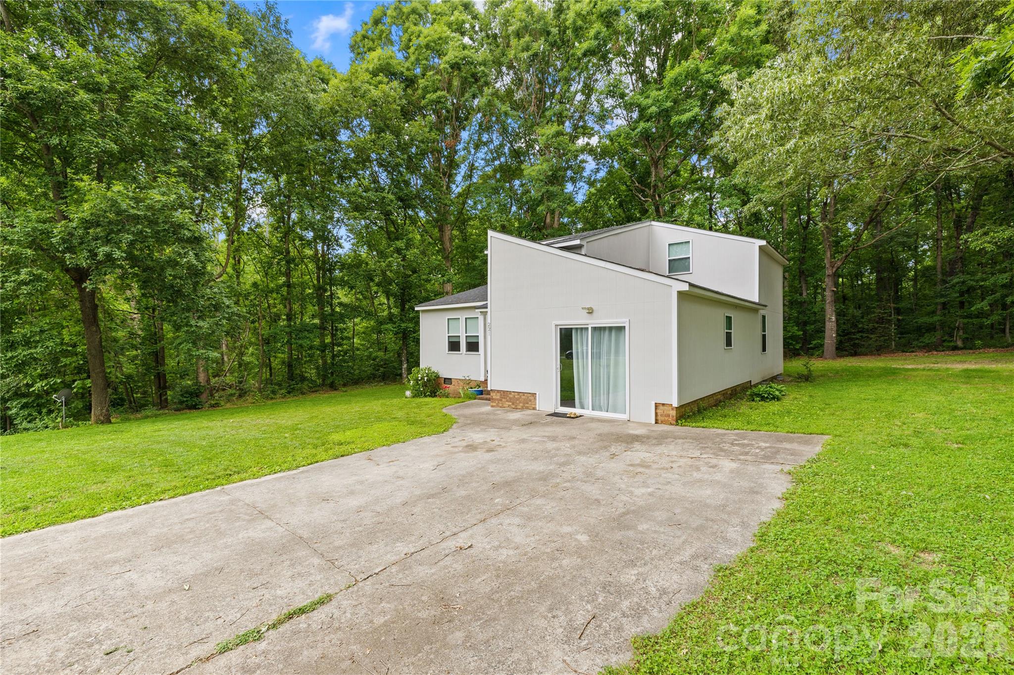 221 Reliance Road Kings Mountain, NC 28086 - Photo 2 of 25