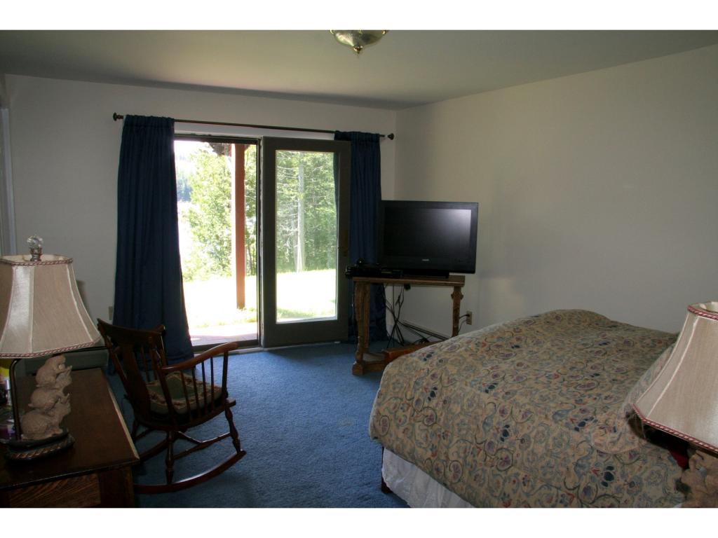 1787 Oneida Road Danville, VT 05828 - Photo 23 of 31
