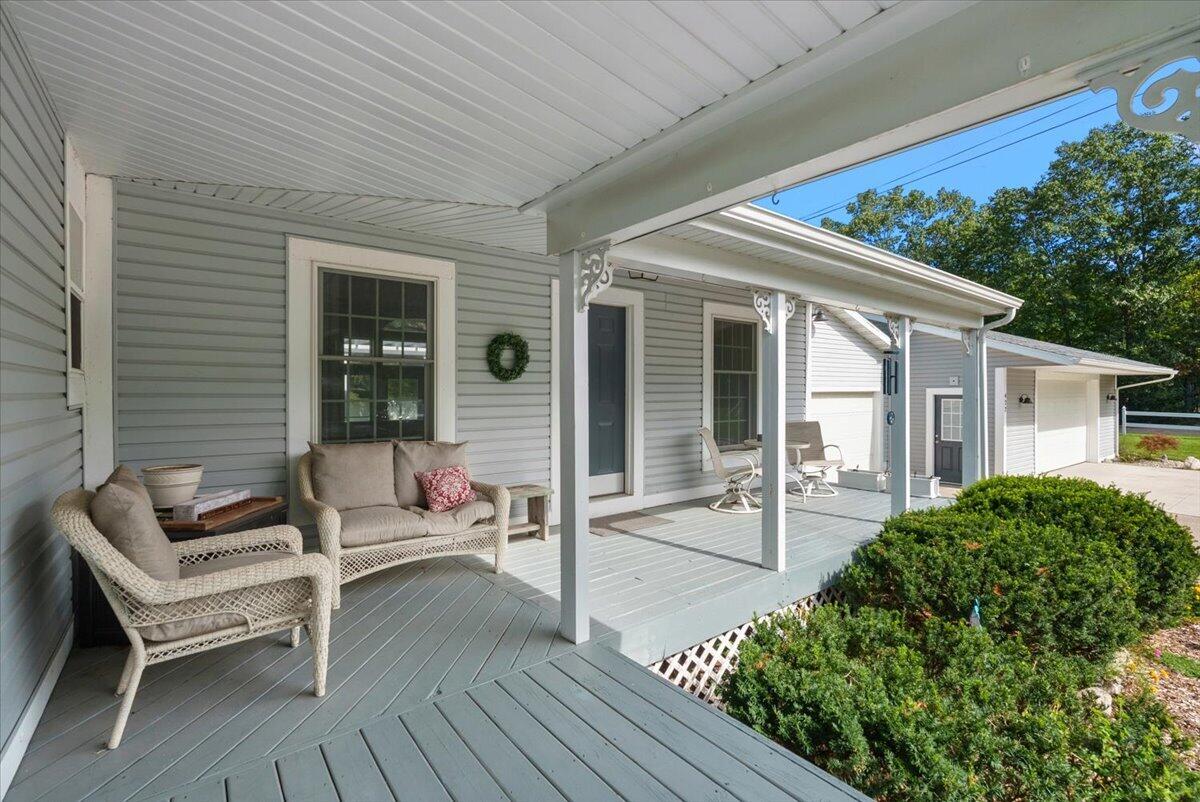 422 Randall Road Muskegon, MI 49441 - Photo 9 of 64 08-422 Randall Rd-8