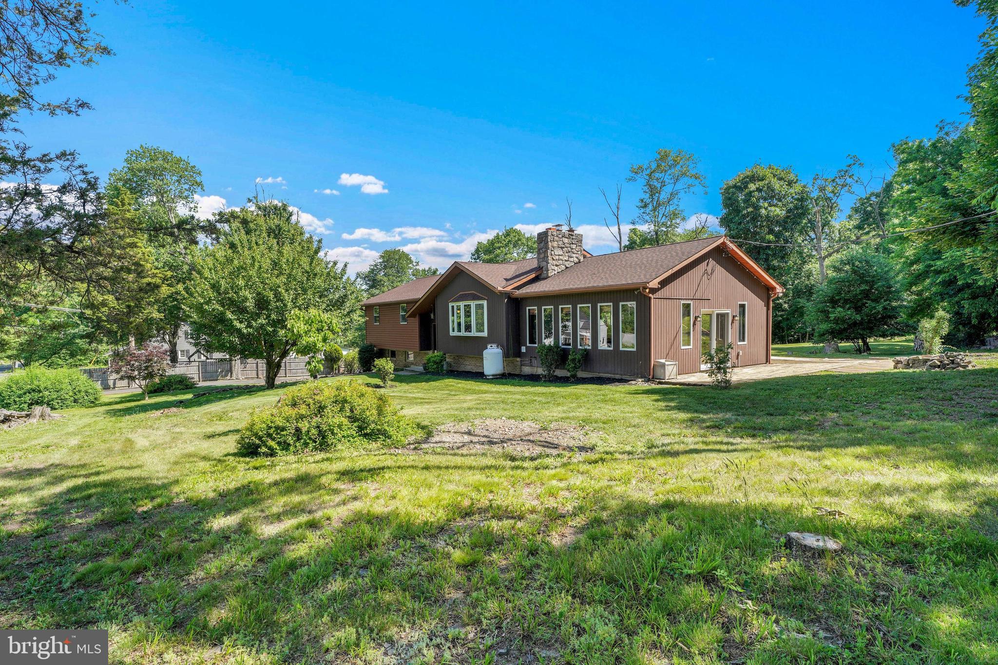 2394 Hill Road Perkiomenville, PA 18074 - Photo 8 of 44