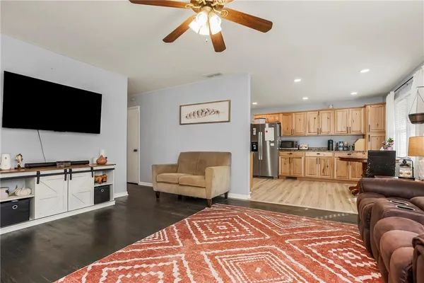 $169,900 | 312 West Pine Street, Butler, MO 64730